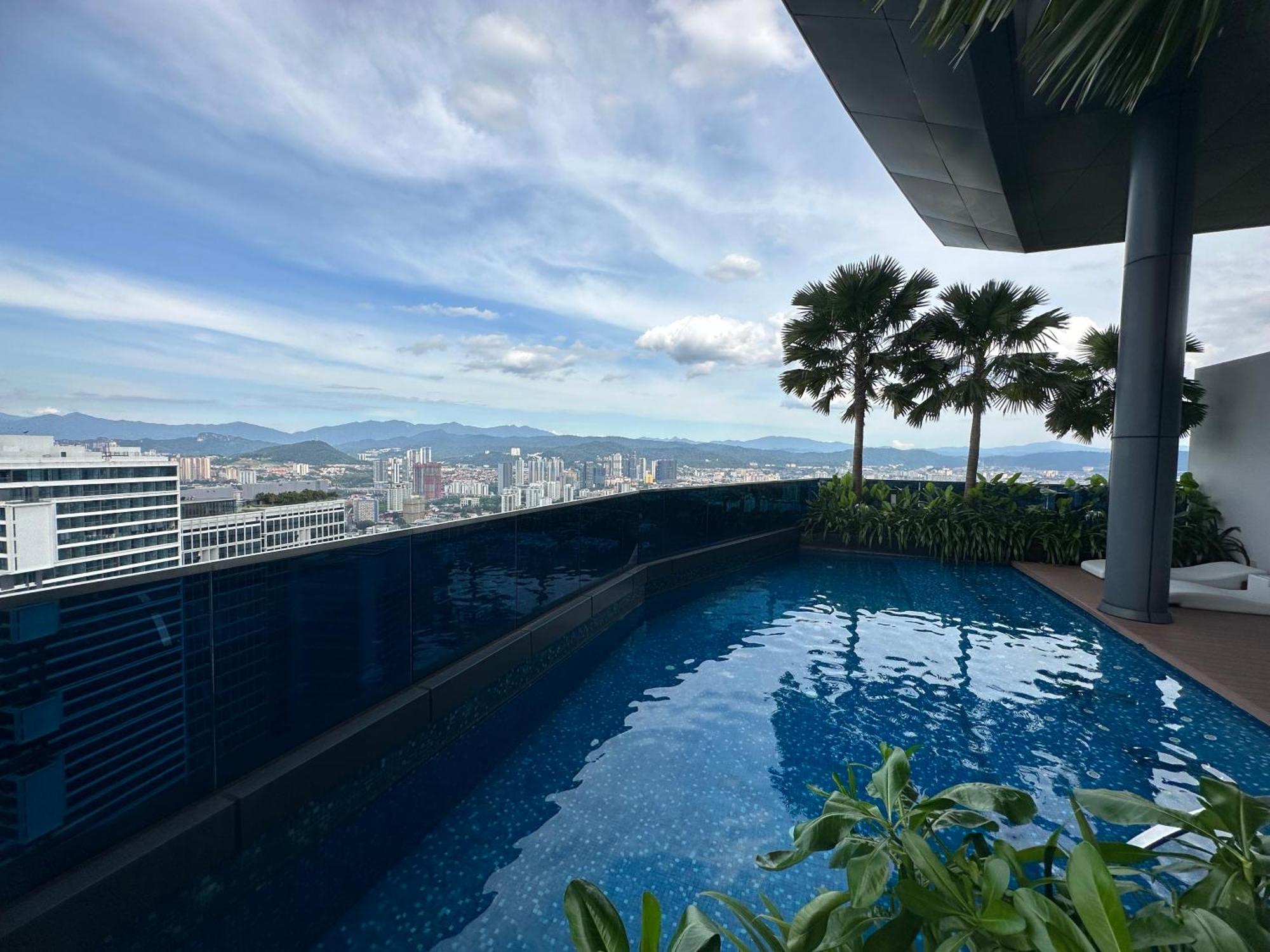 Ikon Klcc Eaton Residences