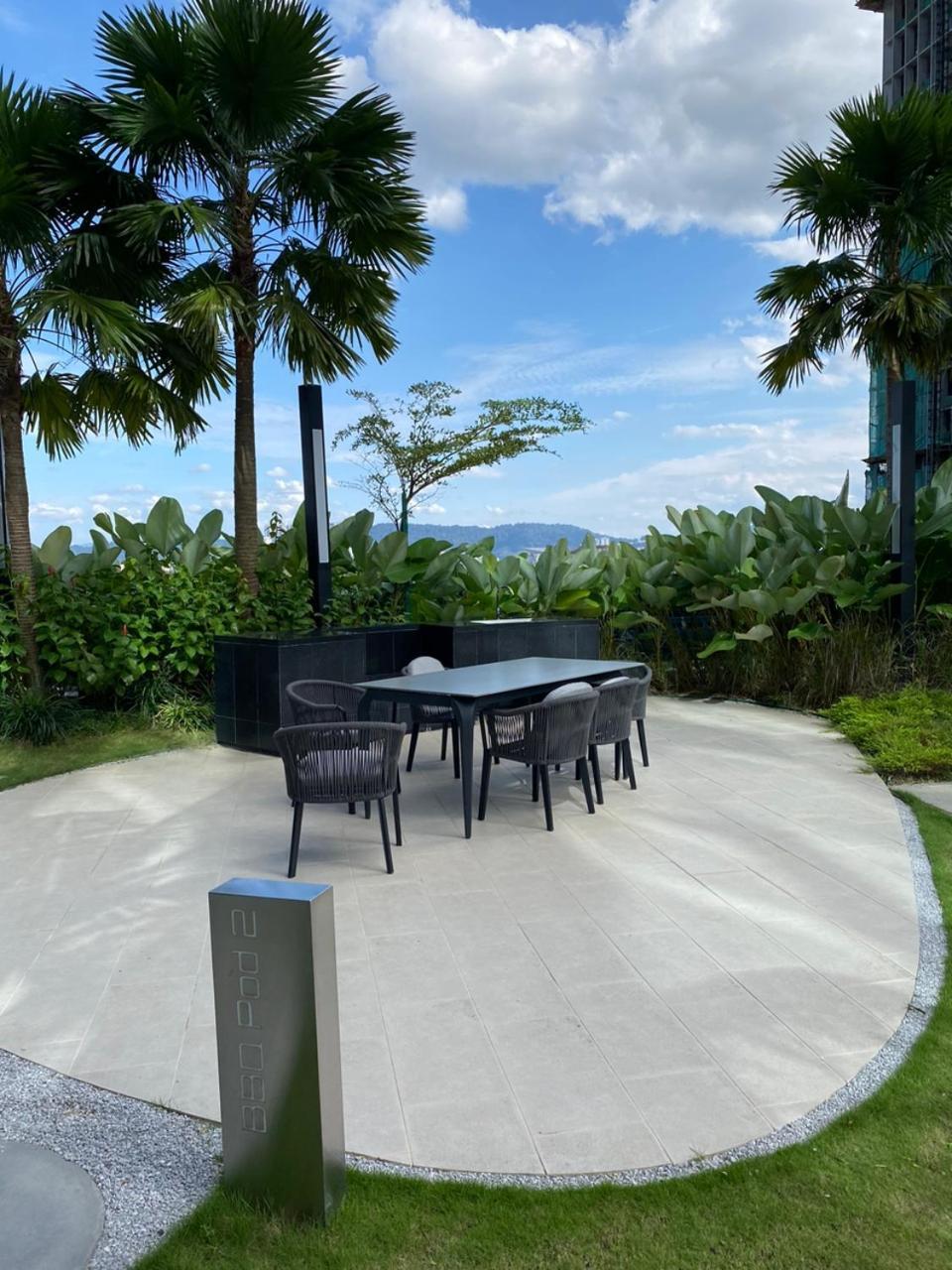 Ikon Klcc Eaton Residences